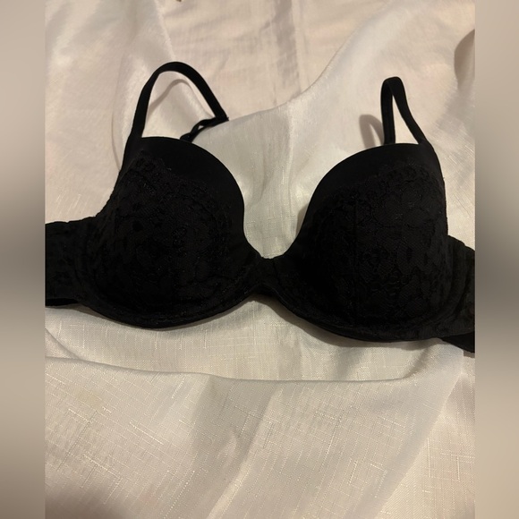 Victoria’s Secret Lined Demi Bra Black Lace Size 34C - Picture 2 of 5